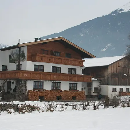 مزرعة للإقامة Hauseggerhof